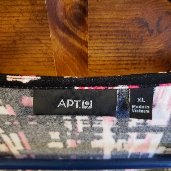 APT. 9 Faux Wrap Dress with Tie Size XL Short Sleeve NWOT - Picture 3 of 4